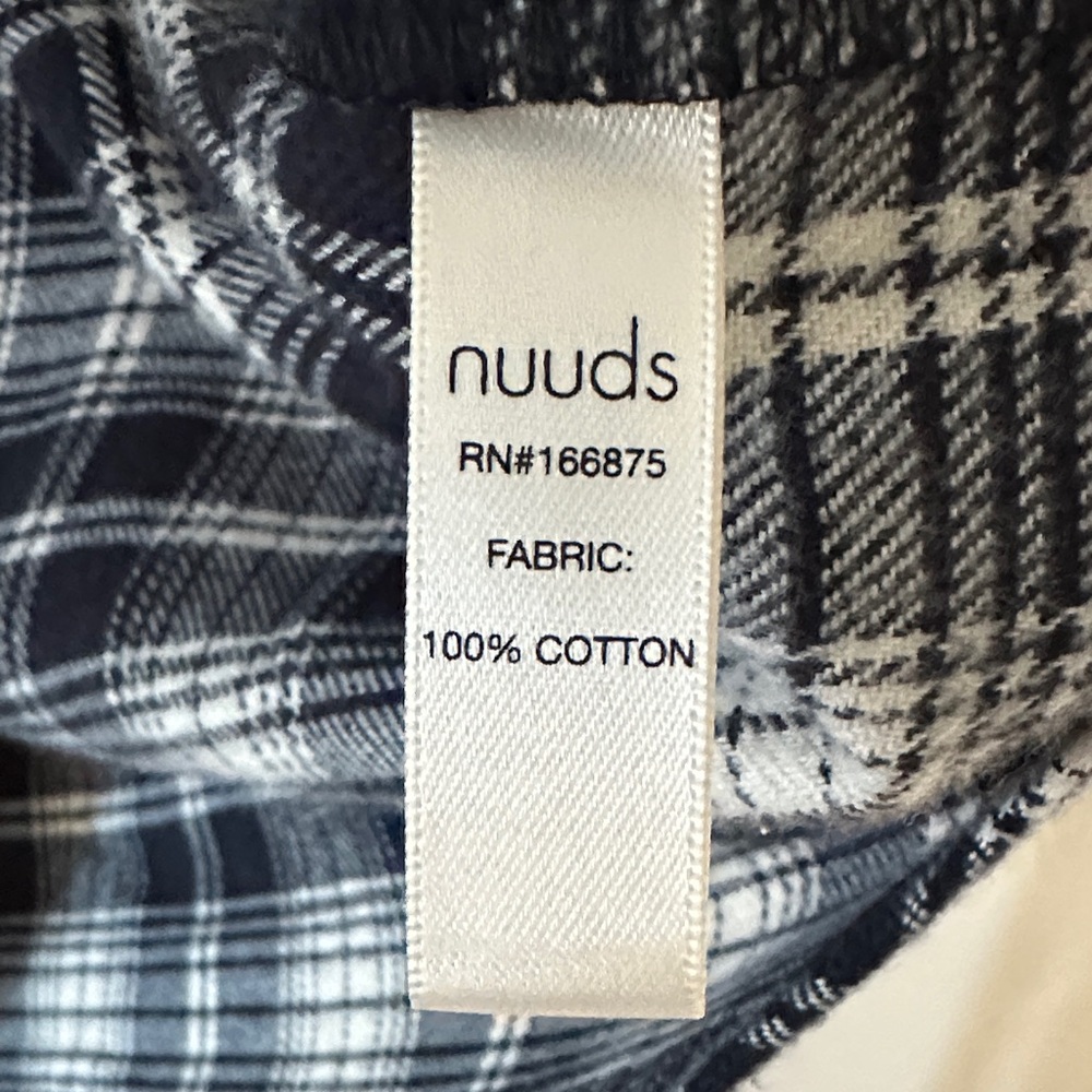 Nuuds Black and White Plaid flannel Button-Up Shirt size M - Picture 4 of 6